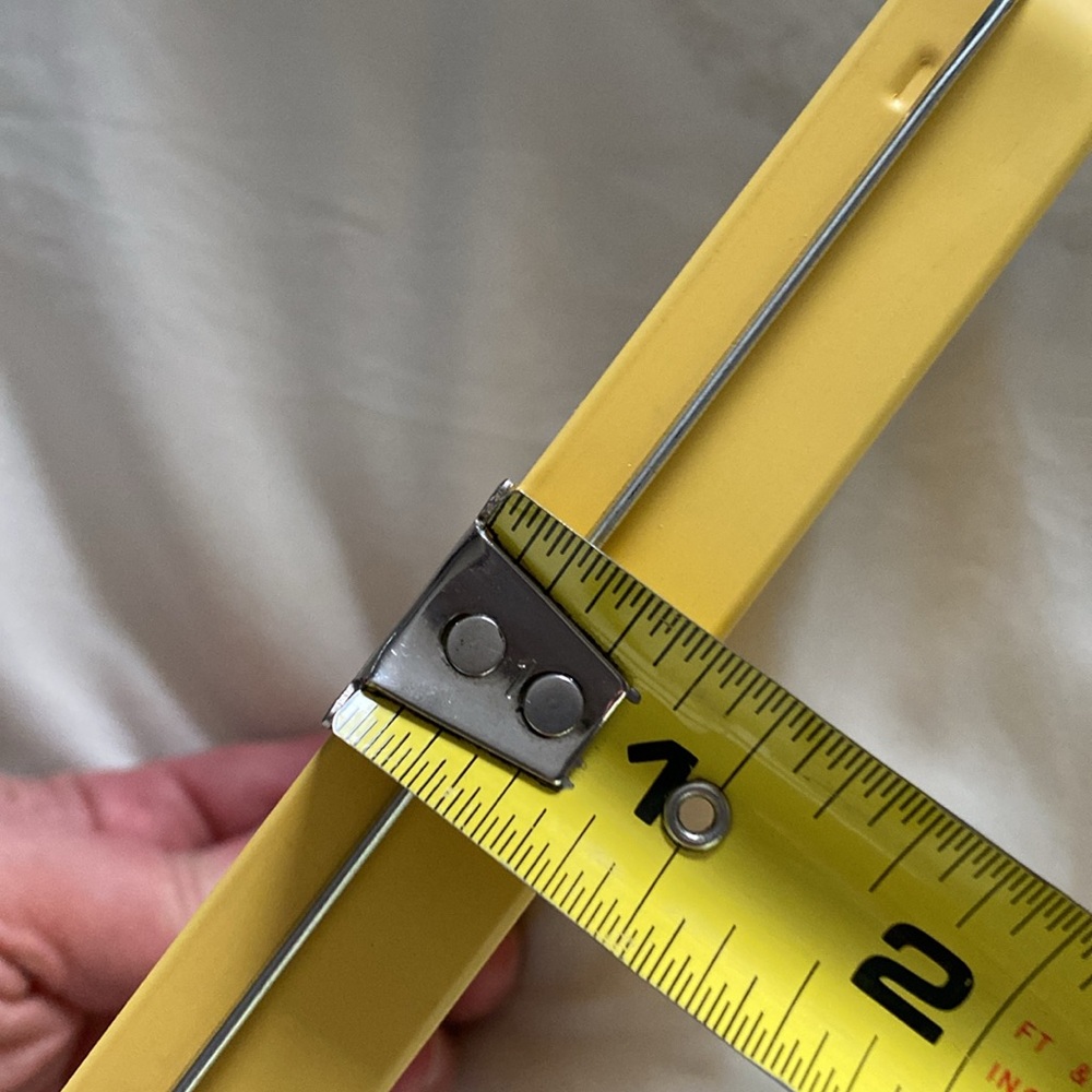 Free with purchase of any paid item. Burt’s Bees yellow tin with 🐝 bee. - Picture 11 of 13